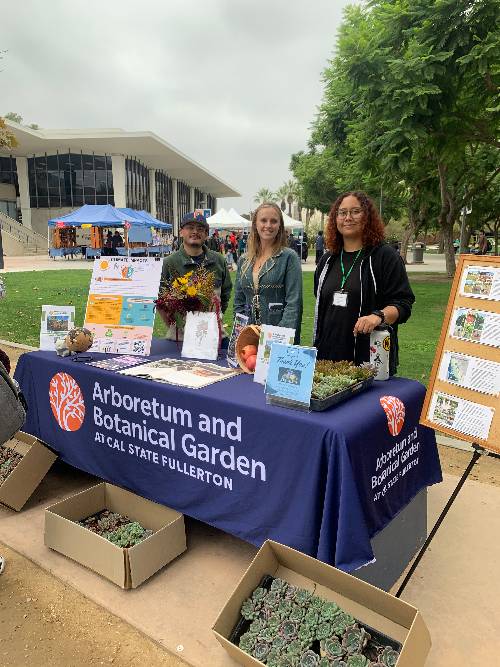 ENST students lead events for the Arboretum and Botanical Garden at Fullerton.